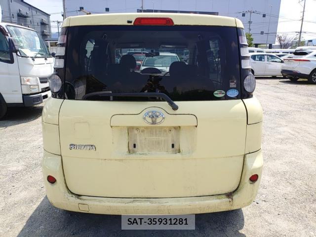 Toyota SIENTA 2010-07 8005622-1