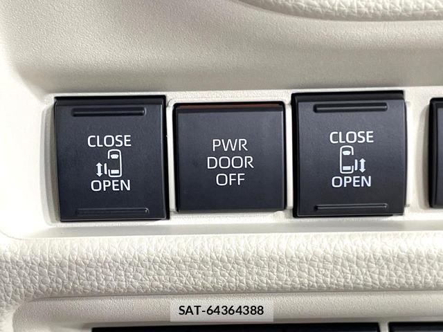 Toyota SIENTA 2025-09 8006735-4