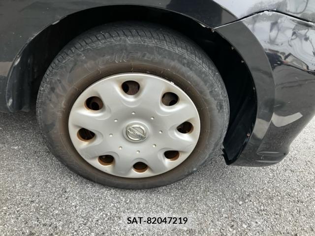 Toyota SIENTA 2012-09 8008322-3