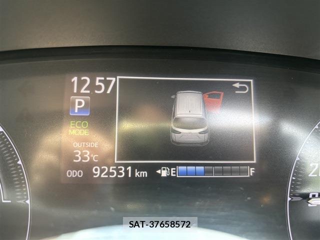 Toyota SIENTA 2018-09 8008451-2