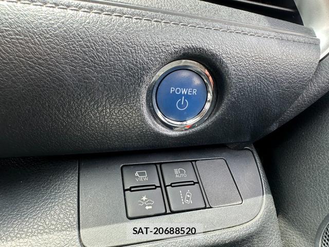 Toyota SIENTA 2021-02 8008512-7