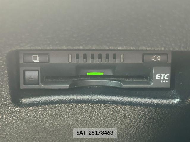 Toyota SIENTA 2019-05 8008947-10