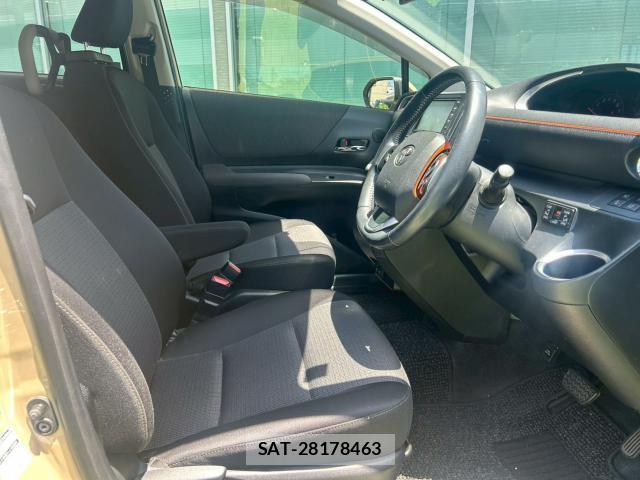 Toyota SIENTA 2019-05 8008947-13