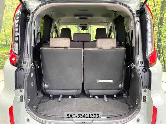 Toyota SIENTA 2023-10 8010448-10