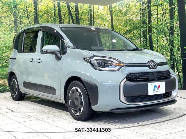 Toyota SIENTA 2023-10 8010448-16