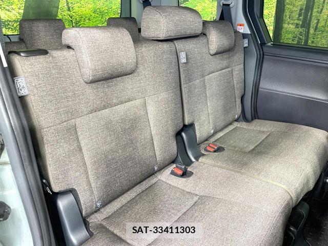 Toyota SIENTA 2023-10 8010448-8
