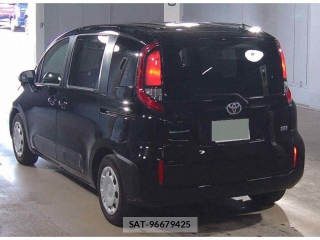 Toyota SIENTA 2023-07 8010566-1