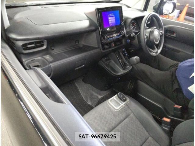 Toyota SIENTA 2023-07 8010566-9