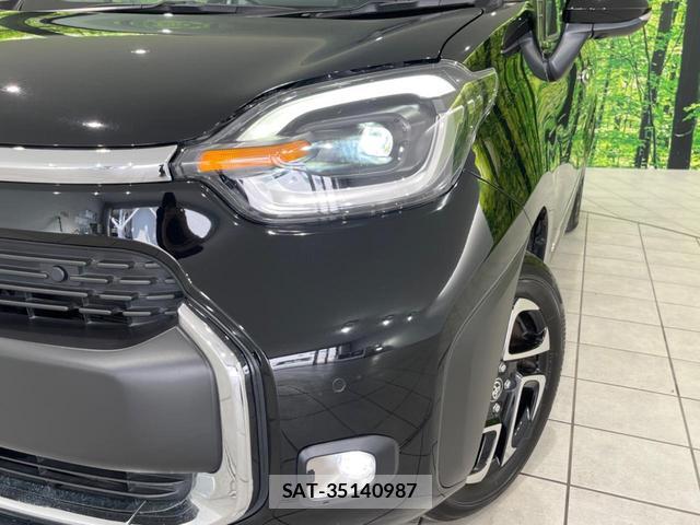 Toyota SIENTA 2023-09 8011758-13