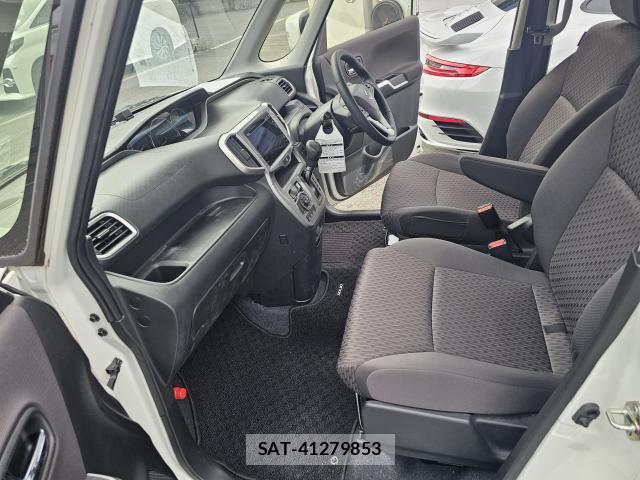 Suzuki SOLIO 2017-06 8008905-6