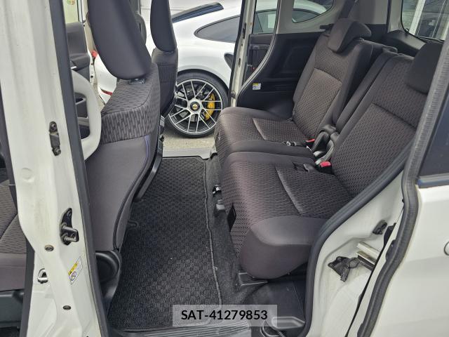 Suzuki SOLIO 2017-06 8008905-8