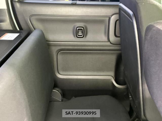 Suzuki SPACIA 2023-09 8010522-6