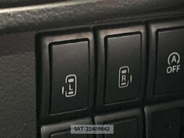 Suzuki SPACIA 2017-10 8005063-6