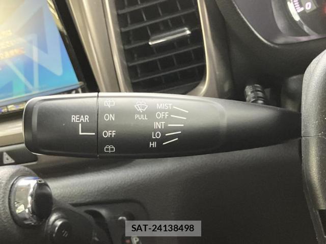 Suzuki SPACIA 2017-10 8006407-16