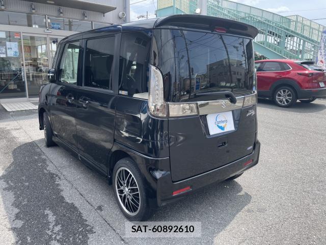 Suzuki SPACIA 2017-12 8008674-3