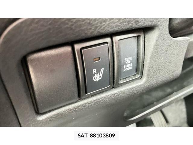 Suzuki SPACIA 2017-05 8009807-9