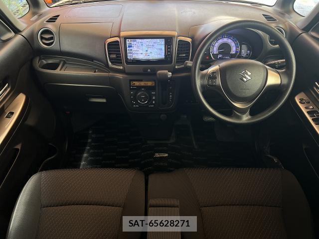 Suzuki SPACIA 2017-02 8010382-2