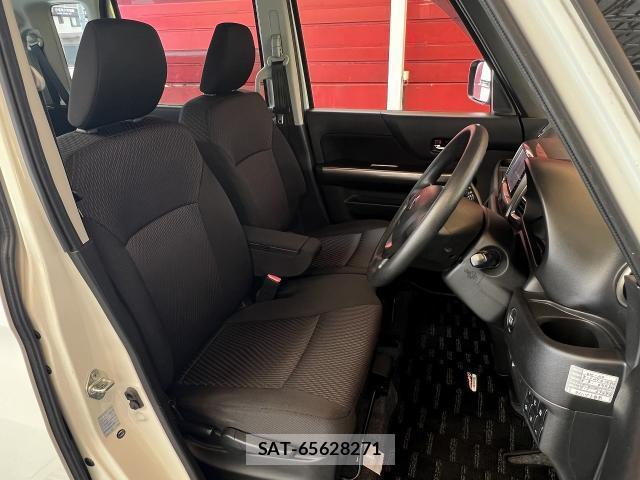 Suzuki SPACIA 2017-02 8010382-5