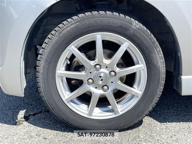 Suzuki SPACIA 2014 8002933-18