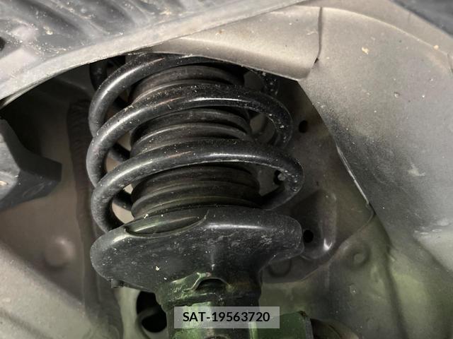 Suzuki SPACIA 2022-04 8004391-18