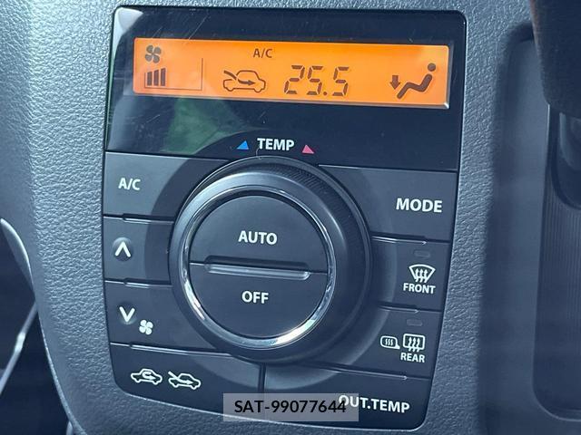 Suzuki SPACIA 2013-09 8004614-3