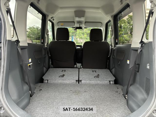 Suzuki SPACIA 2016-08 8004842-8