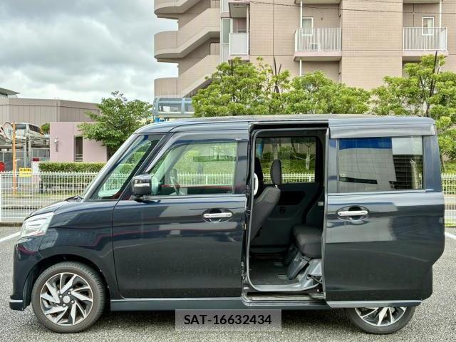 Suzuki SPACIA 2016-08 8004842-9