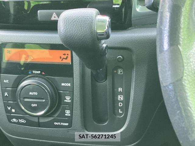 Suzuki SPACIA 2014-02 8006333-16