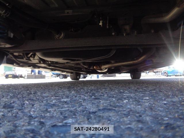 Suzuki SPACIA 2018-07 8006639-11