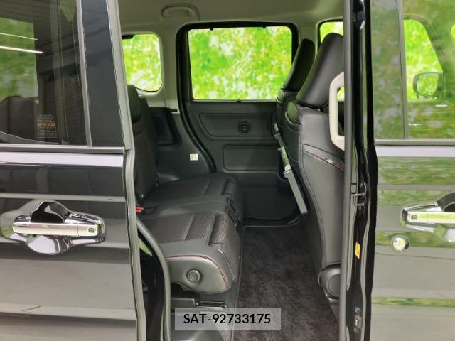 Suzuki SPACIA 2023-12 8006805-4