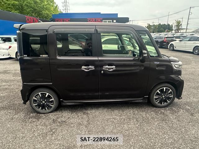 Suzuki SPACIA 2018-09 8006832-11