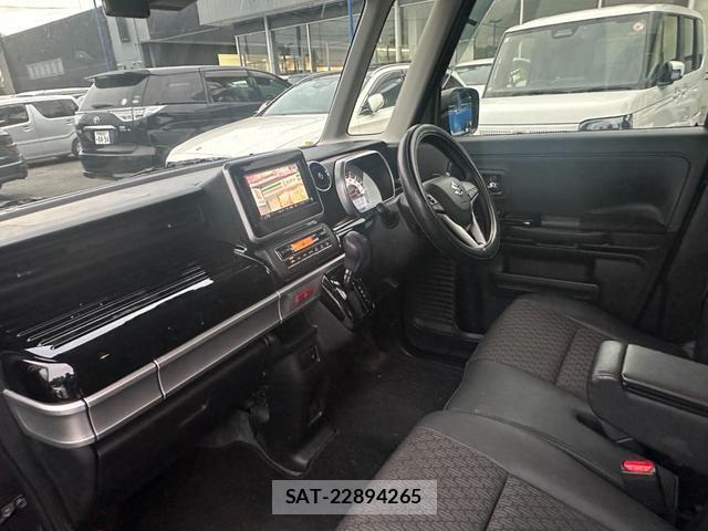 Suzuki SPACIA 2018-09 8006832-17