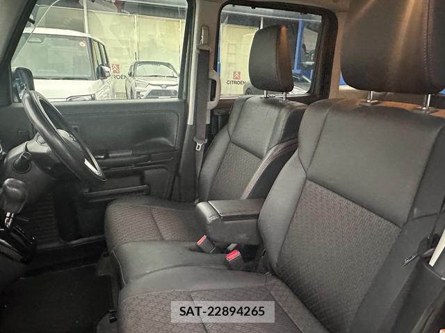 Suzuki SPACIA 2018-09 8006832-18