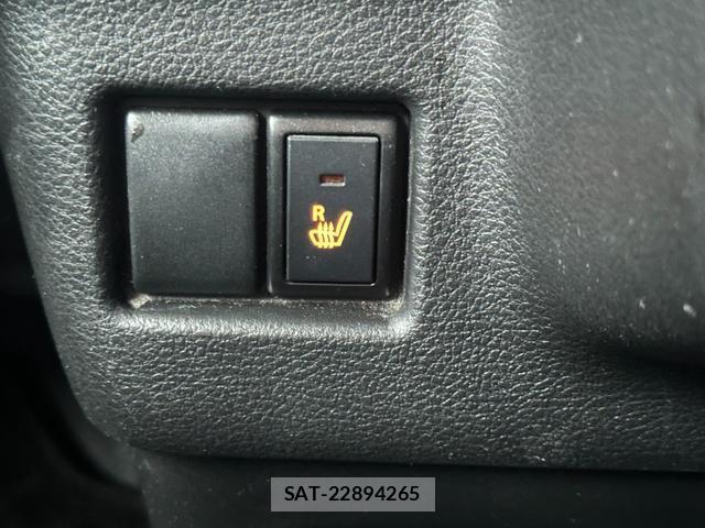Suzuki SPACIA 2018-09 8006832-4