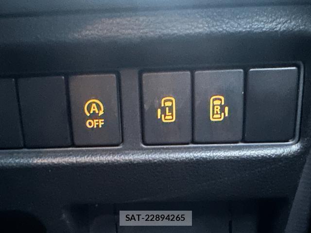 Suzuki SPACIA 2018-09 8006832-5