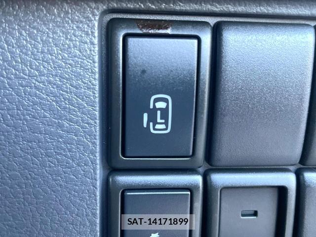 Suzuki SPACIA 2013-11 8007049-4