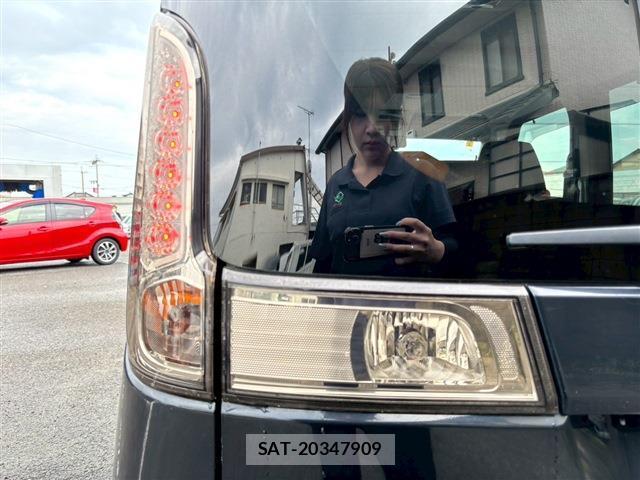 Suzuki SPACIA 2014-07 8007289-12