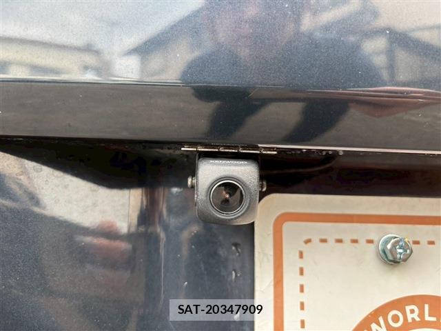 Suzuki SPACIA 2014-07 8007289-14