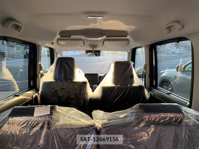 Suzuki SPACIA 2022-02 8007900-5