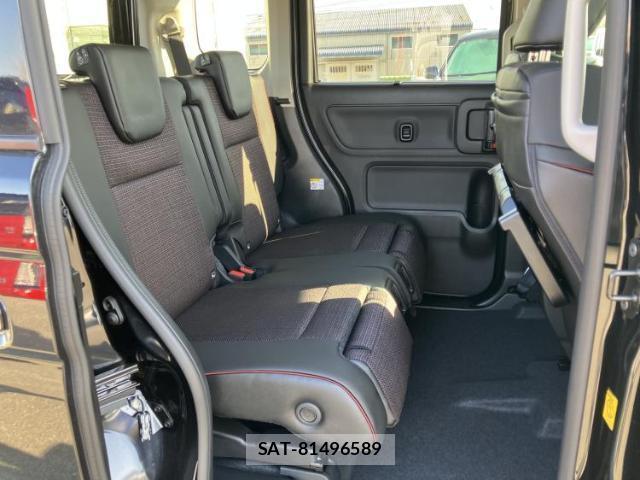 Suzuki SPACIA 2025-12 8008312-4
