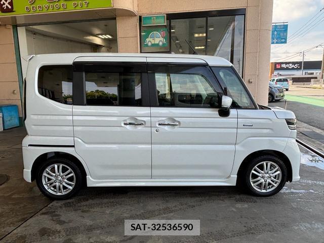 Suzuki SPACIA 2024-07 8008348-4