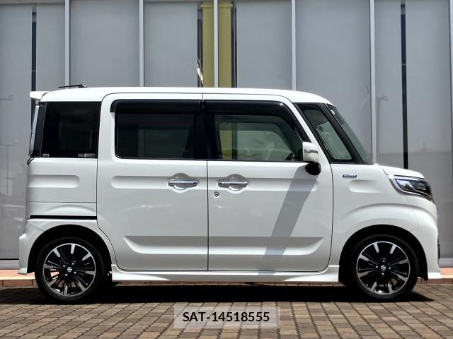 Suzuki SPACIA 2018-07 8008772-1