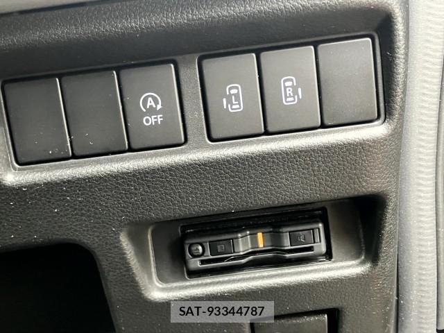 Suzuki SPACIA 2023-09 8008778-9