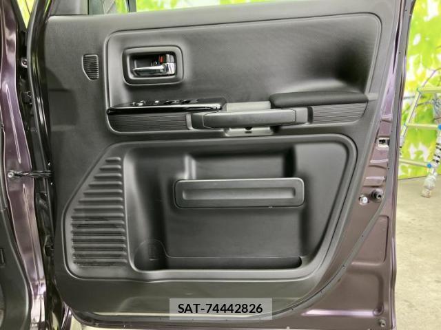 Suzuki SPACIA 2021-02 8009104-3