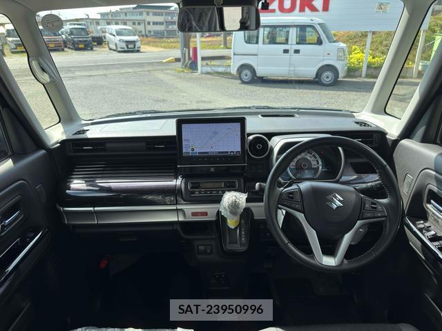 Suzuki SPACIA 2023-02 8010666-1