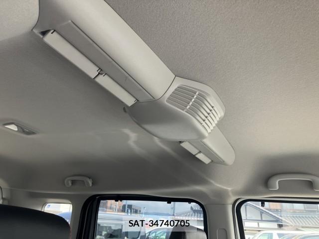 Suzuki SPACIA 2018-02 8010683-15