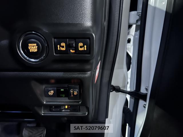 Suzuki SPACIA 2024-03 8010725-17