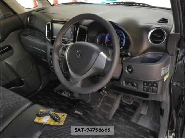 Suzuki SPACIA 2014-11 8010735-2