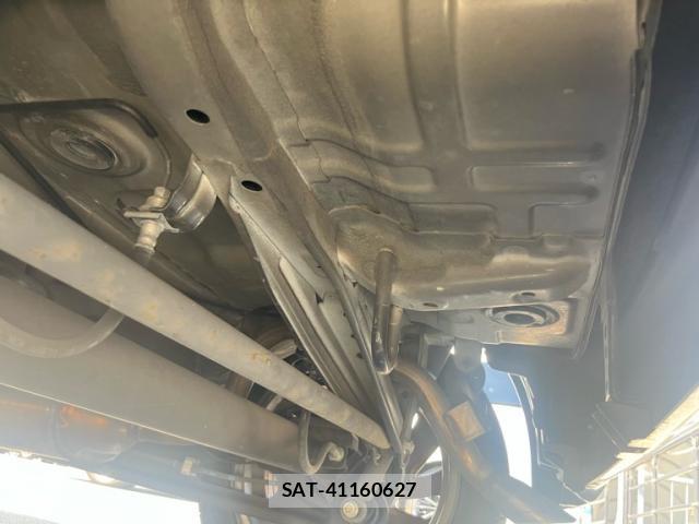 Suzuki SPACIA 2014-11 8010900-9