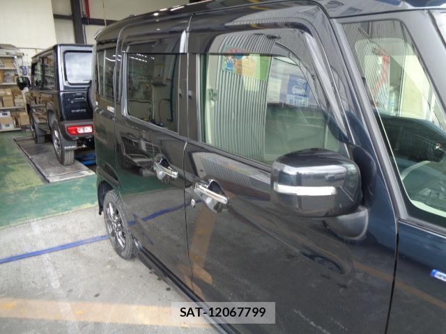 Suzuki SPACIA 2022-09 8010989-17